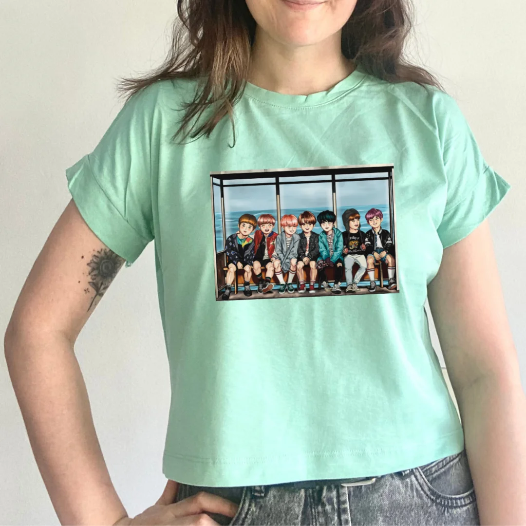 Camiseta BTS You Never Walk Alone